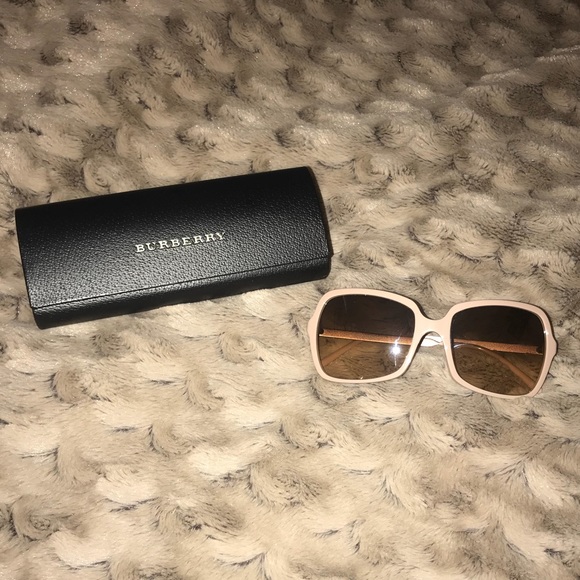 Authentic Burberry Beige Sunglasses - Picture 2 of 3
